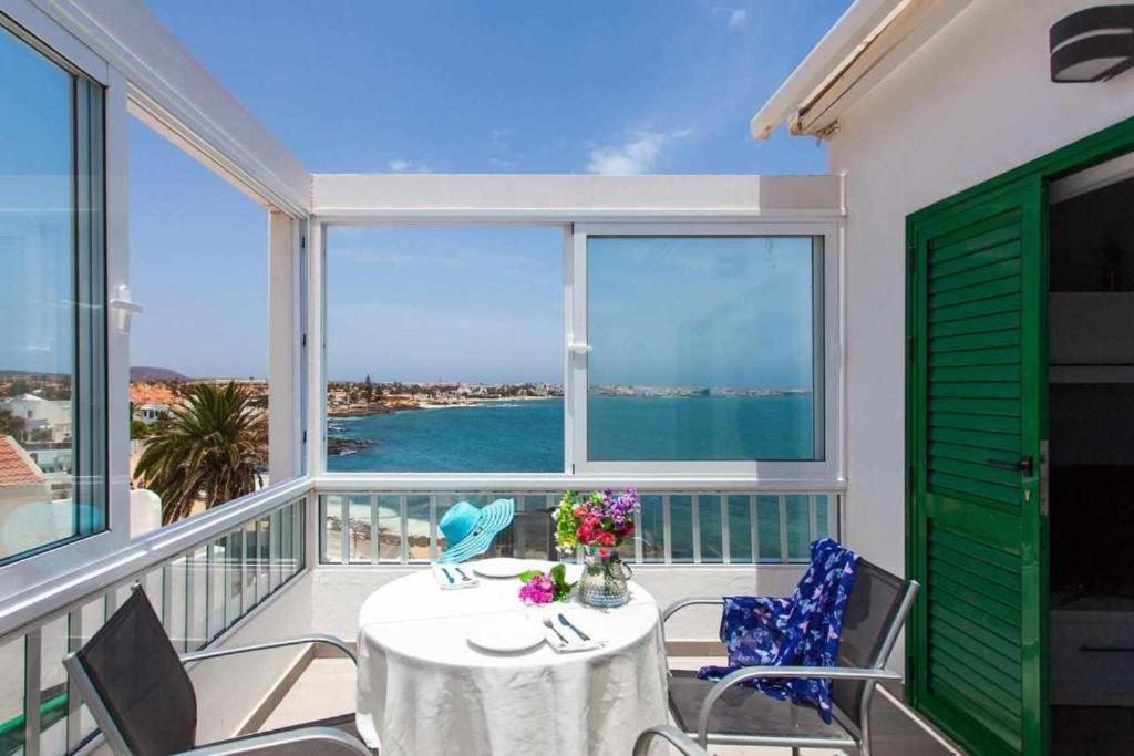 Apartamento Coral Bay By Vacanzy Collection Коральео Экстерьер фото